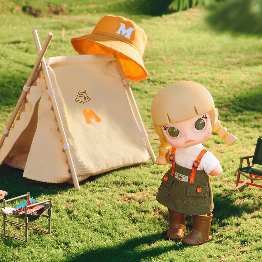 POP MART Go Camping BJD Action Figure Molly | 805312-ROG