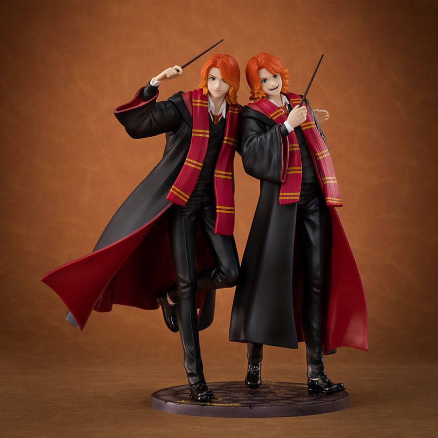 POP MART Wizard Dynasty Figurine - Fred and George Weasle Harry Potter | 029841-GBC